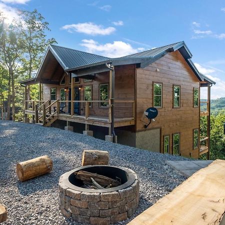 New / 3 King Suites / Sleeps12 / View / 5 Mi To Pf / Hot Tub Sevierville Ngoại thất bức ảnh