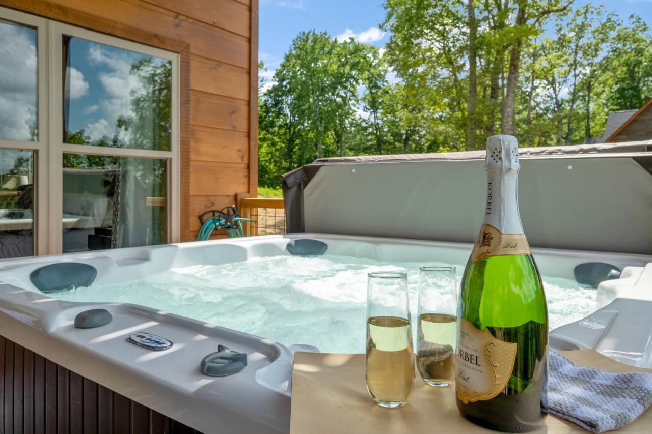 New / 3 King Suites / Sleeps12 / View / 5 Mi To Pf / Hot Tub Sevierville Ngoại thất bức ảnh