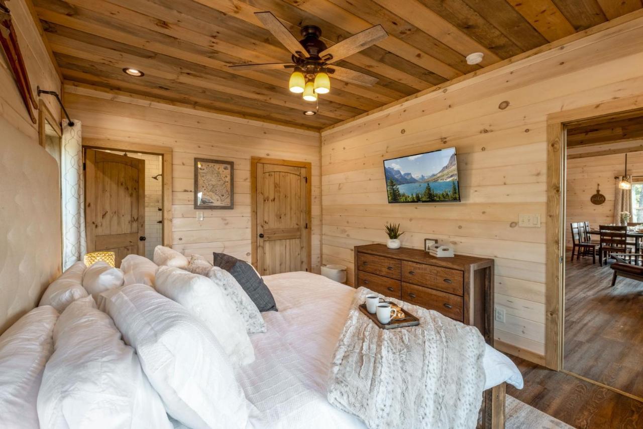 New / 3 King Suites / Sleeps12 / View / 5 Mi To Pf / Hot Tub Sevierville Ngoại thất bức ảnh